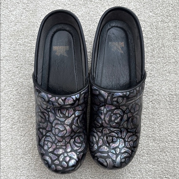 Dansko Clogs - Picture 2 of 7